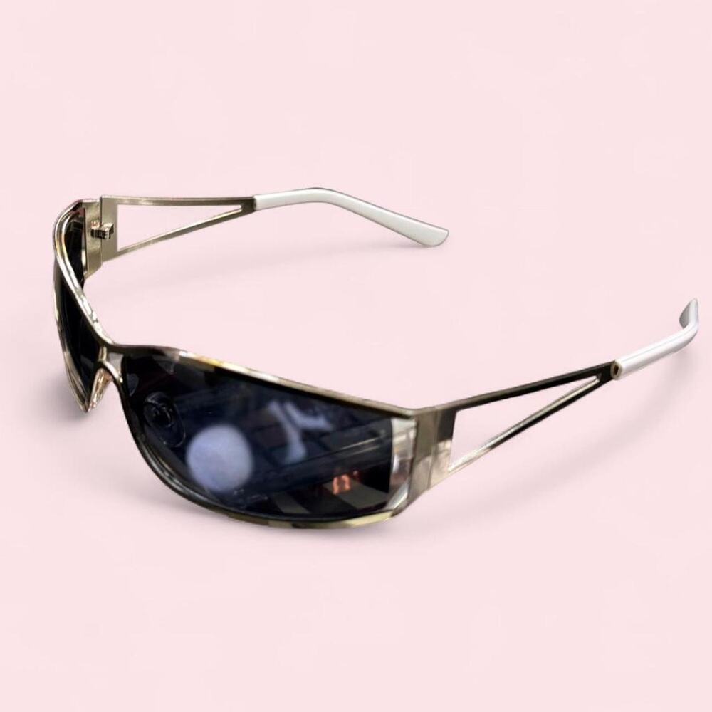 Cyberpunk y2k goth rock black